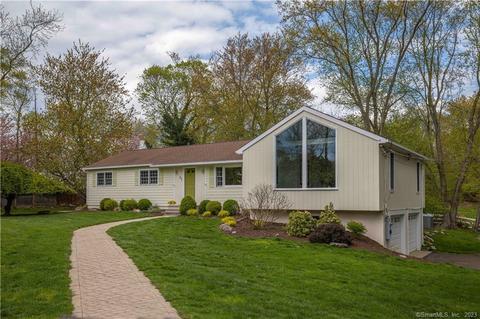 37 Crescent Rd, Westport, CT 06880