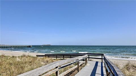 27 Wood Ave, Milford, CT 06460