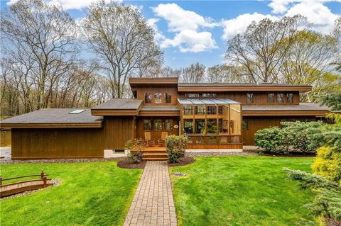 278 Woodchuck Ln, Harwinton, CT 06791