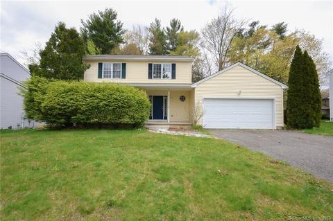 21 Arbor Ridge Rd, Torrington, CT 06790