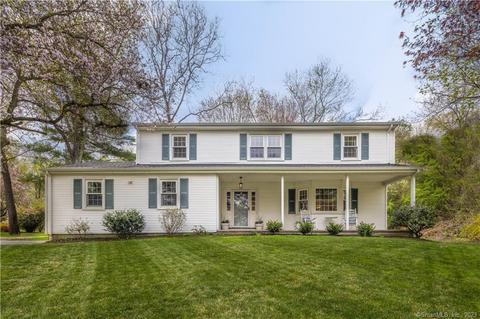 107 Barclay Dr, Stamford, CT 06903