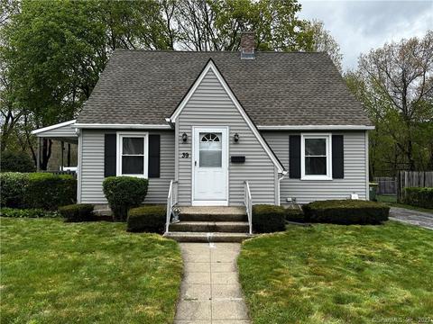 39 Richard Ter, Waterbury, CT 06705