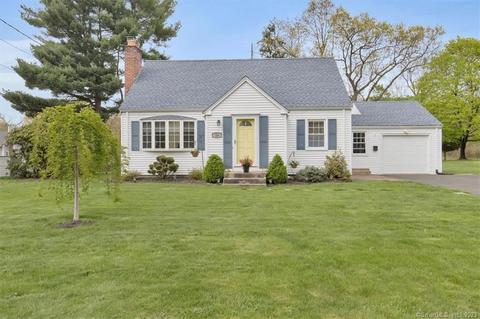 26 Burnbrook Rd, East Hartford, CT 06118