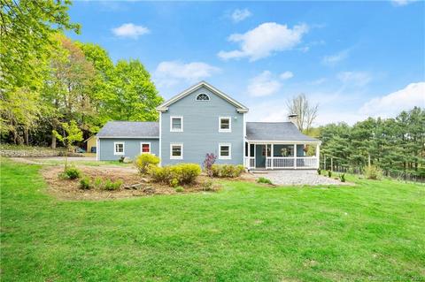 20 Mount Nebo Rd, Newtown, CT 06470