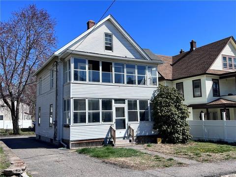 37 Broad St, Torrington, CT 06790