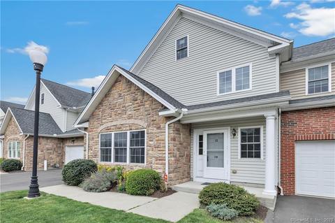 12 Lucius Ct #12, Milford, CT 06461
