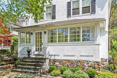 161 Lake Ave, Greenwich, CT 06830