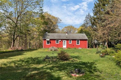 2 Charterhouse Rd, New Milford, CT 06776