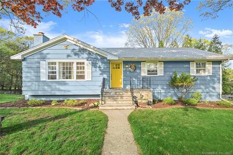 36 Dick Finn Rd, New Fairfield, CT 06812
