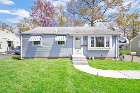 118 Goodwin Park Rd, Wethersfield, CT 06109