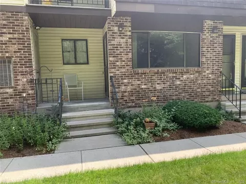 140 Thompson St #4-A, East Haven, CT 06513
