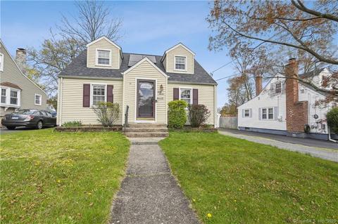 67 Collier Ave, Bristol, CT 06010