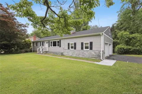 182 Kohanza St, Danbury, CT 06810