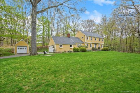 120 Old West Mountain Rd, Ridgefield, CT 06877