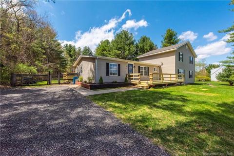95 Newport Rd, Sterling, CT 06377
