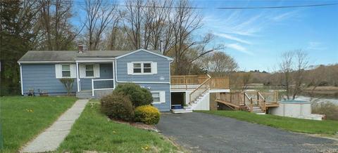 5 Johnnie Ct, Ledyard, CT 06339
