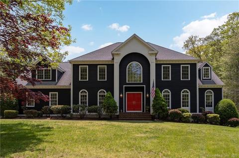 50 Wheatstone Rd, Madison, CT 06443