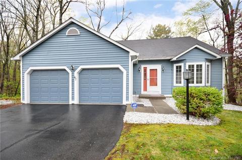 67 Lakewood Dr #67, South Windsor, CT 06074