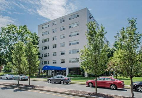 893 Farmington Ave #3C, West Hartford, CT 06119