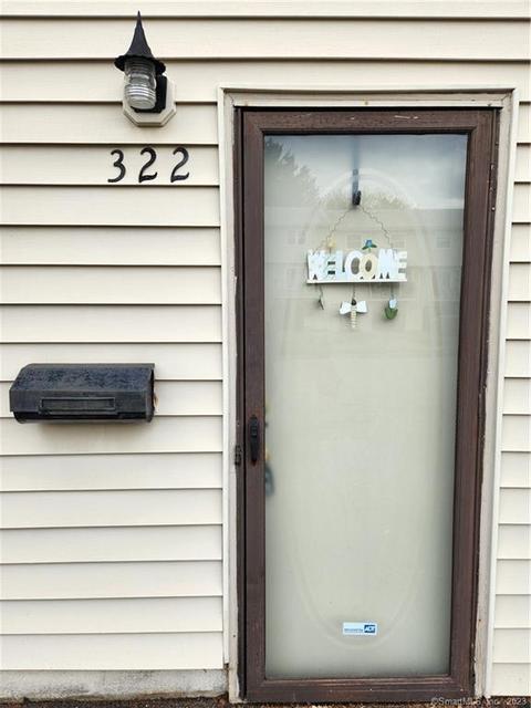 322 Blackstone Vlg #322, Meriden, CT 06450