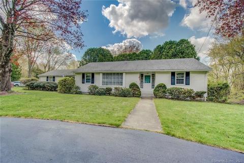 21 Cuprak Rd, Norwich, CT 06360