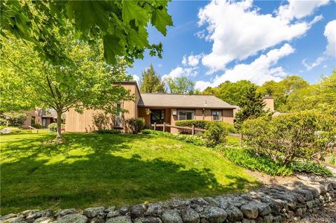76 Mallard Dr, Farmington, CT 06032