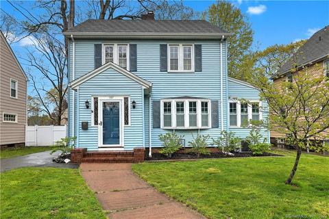 157 Woodlawn St, Hamden, CT 06517