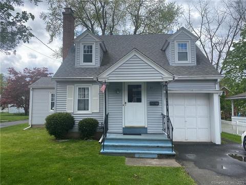 37 Mckenzie St, Middletown, CT 06457