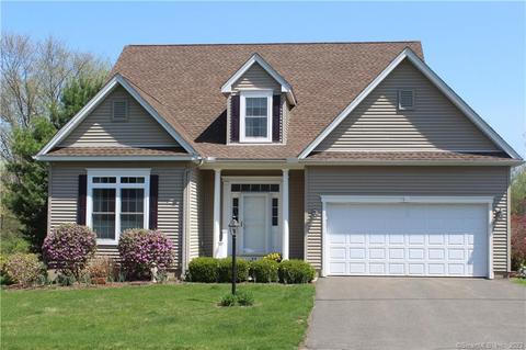 44 Greendale Dr, Suffield, CT 06078