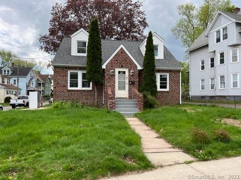 52 Summer St, Meriden, CT 06450