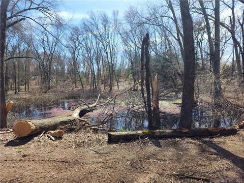 0 Lovers Ln, Plainfield, CT 06374