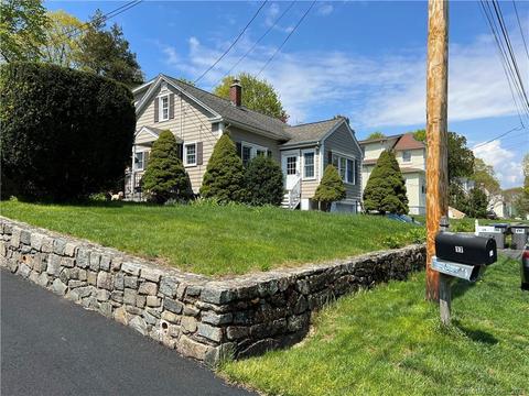 19 George St, Trumbull, CT 06611