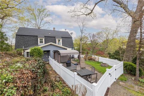 62 Howe Ave, Shelton, CT 06484