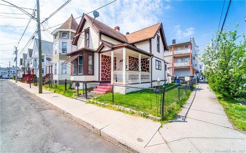 59 Pleasant St, Bridgeport, CT 06608