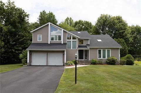 20 Del Prado Dr, Bristol, CT 06010