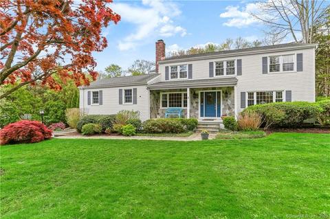 7 Dancy Dr, Stamford, CT 06902