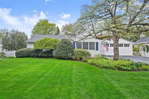 1586 Shippan Ave, Stamford, CT 06902