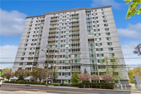 1 Strawberry Hill Ave #2A, Stamford, CT 06902