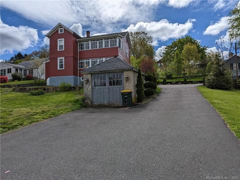 27 Castle Ln, Ansonia, CT 06401