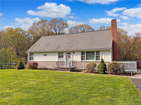 8 Dexter Dr, Shelton, CT 06484