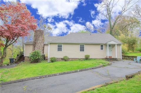 20 Burma Rd, Woodbridge, CT 06525