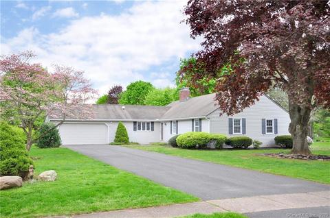 52 Coach Rd, Glastonbury, CT 06033