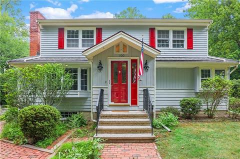 100 Blackhouse Rd, Trumbull, CT 06611