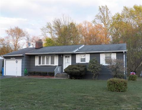 83 Dinatali Dr, Waterbury, CT 06705