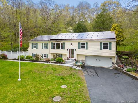 14 Laurier Ln, Lisbon, CT 06351