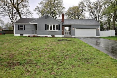 505 Denslow St, Windsor Locks, CT 06096