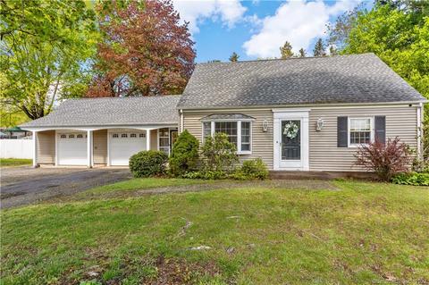 99 Pool Rd, North Haven, CT 06473