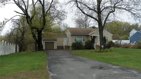 824 Boyden St, Waterbury, CT 06704