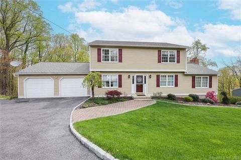 12 Silva Ter, Oxford, CT 06478