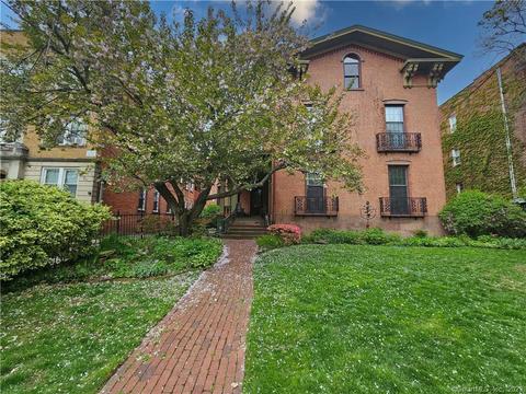 33 Charter Oak Pl #4, Hartford, CT 06106